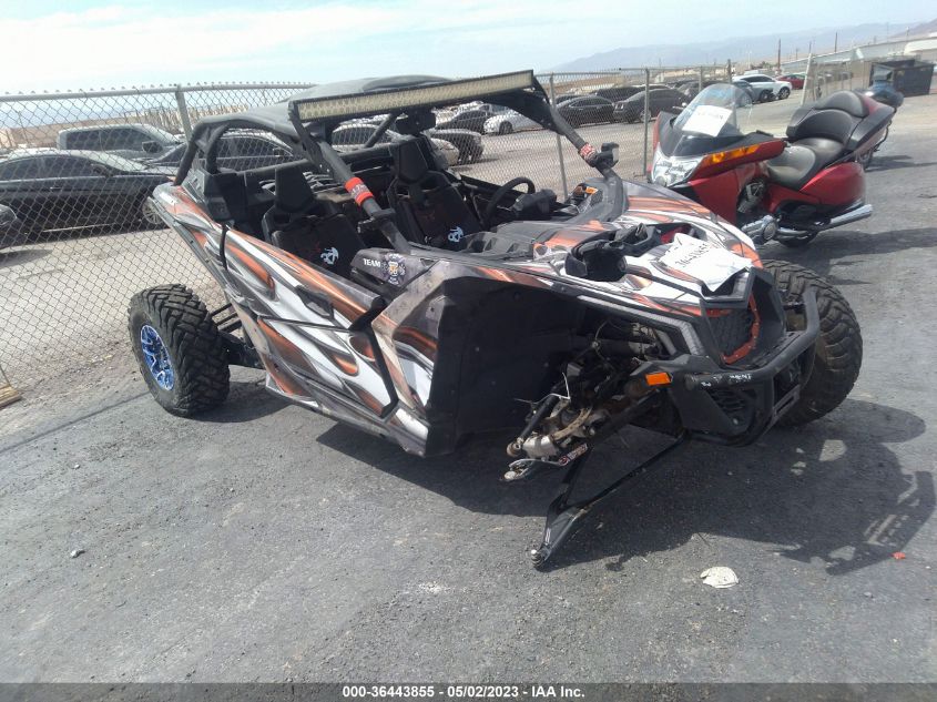 2017 CAN-AM MAVERICK X3 X RS TURBO R - 3JBVXAW25HK002835