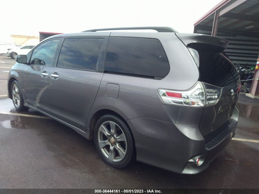 2017 TOYOTA SIENNA SE - 5TDXZ3DC2HS873106