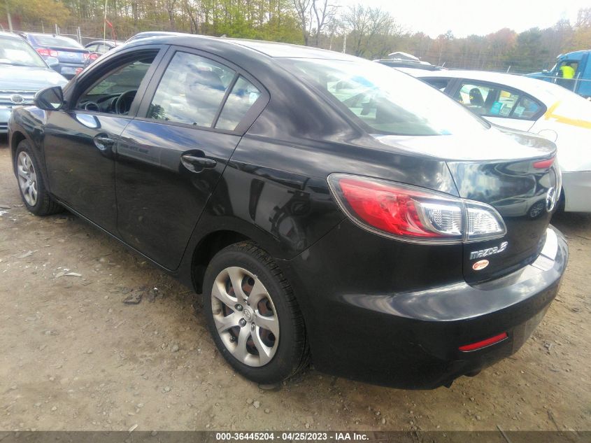 2013 MAZDA MAZDA3 I SV - JM1BL1TG0D1838009