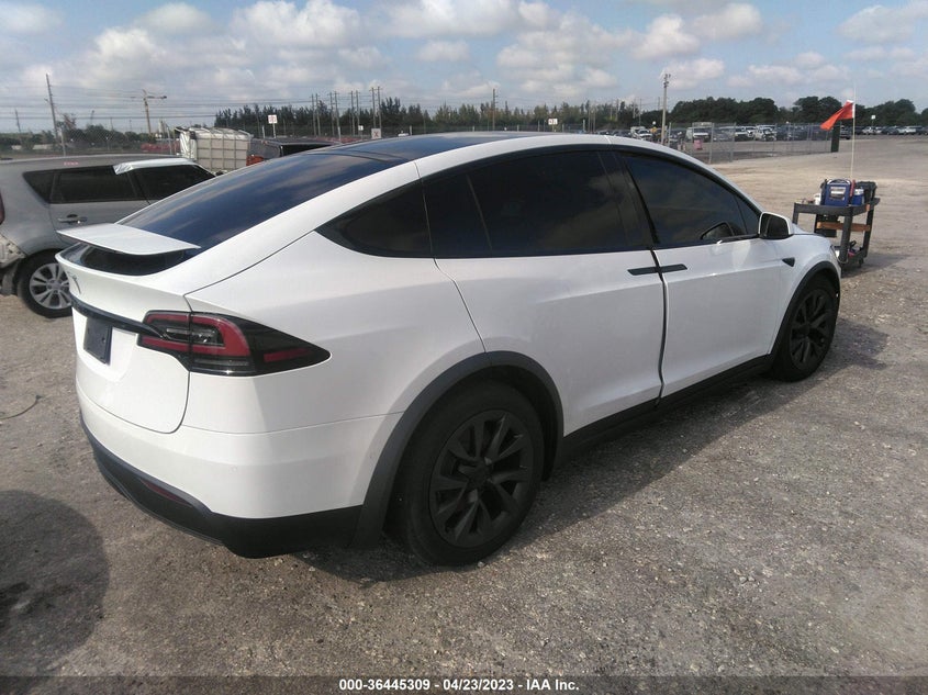 VIN 7SAXCDE5XPF381632 2023 TESLA MODEL X