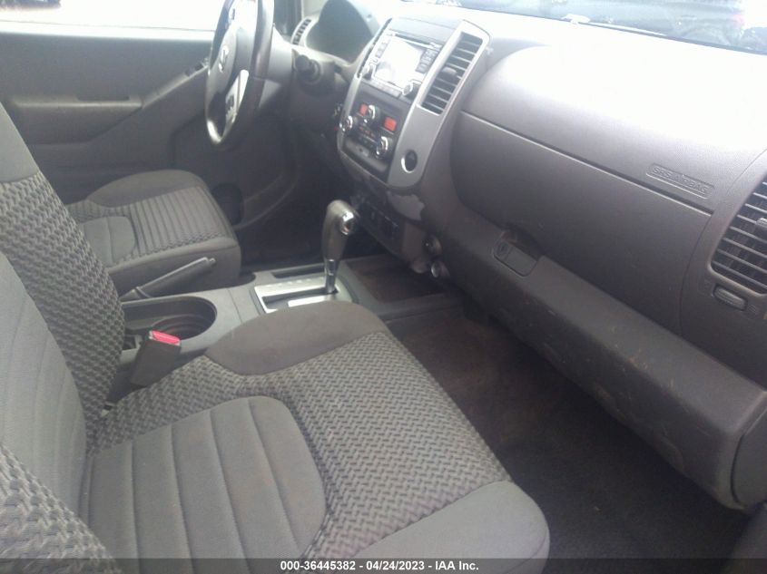 2017 NISSAN FRONTIER SV V6 - 1N6AD0CW2HN754246