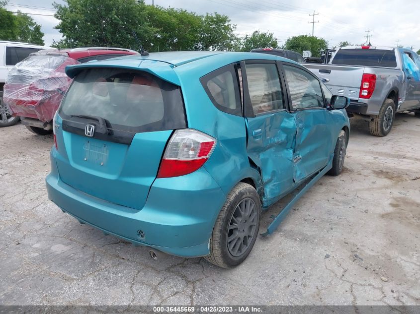 2013 HONDA FIT SPORT - JHMGE8G58DC037509