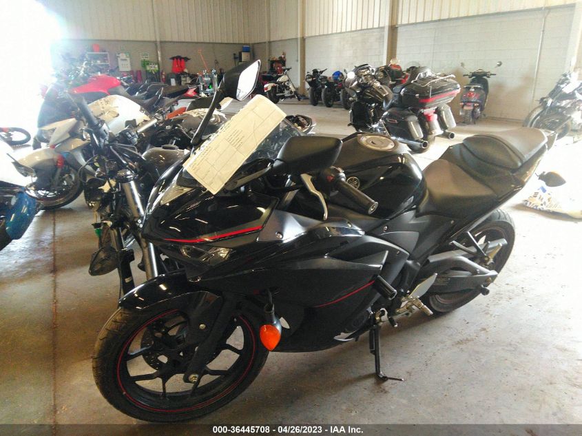 2018 YAMAHA YZFR3 MH3RH06Y1JK018477