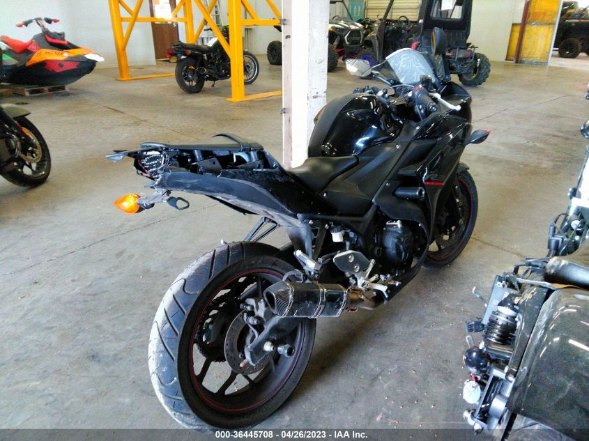 2018 YAMAHA YZFR3 MH3RH06Y1JK018477