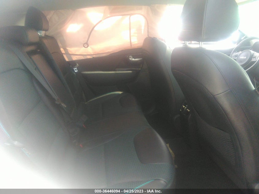 VIN KNDCE3LG0N5137393 2022 KIA NIRO EV EX PREMIUM