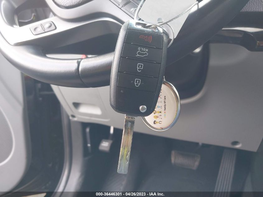 2015 KIA SORENTO LX - 5XYKT4A78FG595590