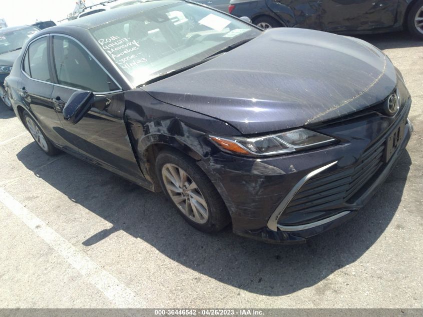 2021 TOYOTA CAMRY LE - 4T1C11AK0MU426135