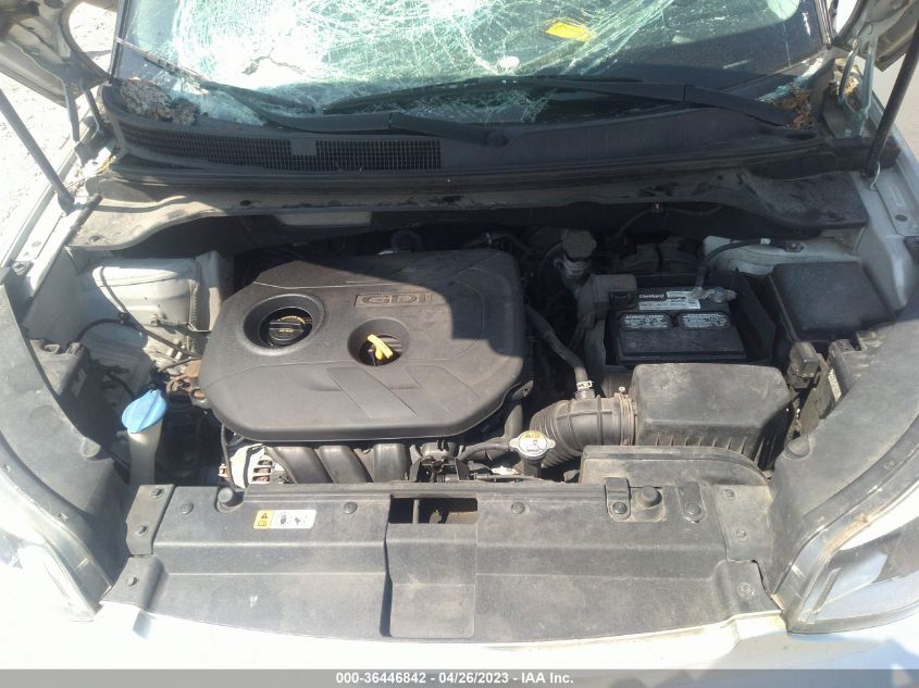 2015 KIA SOUL + - KNDJP3A50F7774373