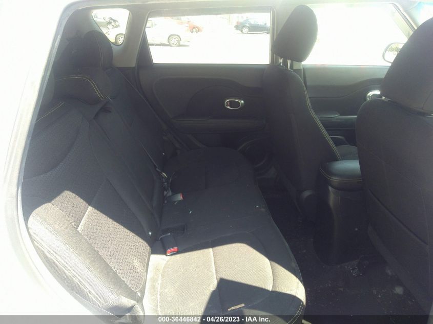 2015 KIA SOUL + - KNDJP3A50F7774373