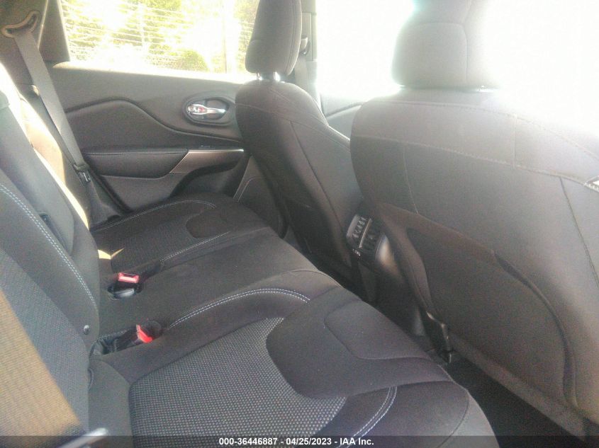2019 JEEP CHEROKEE LATITUDE - 1C4PJLCB2KD392565