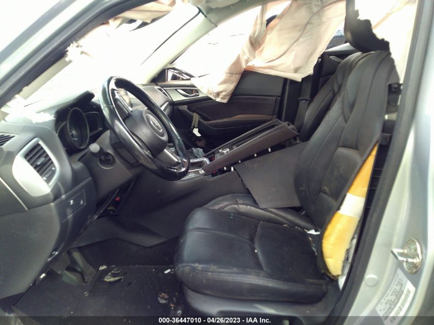 2018 MAZDA MAZDA3 4-DOOR TOURING JM1BN1V38J1159184
