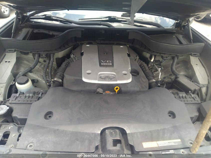 2015 INFINITI QX70 JN8CS1MU8FM381242