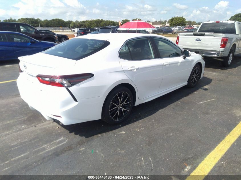 2021 TOYOTA CAMRY SE - 4T1G11AKXMU407528