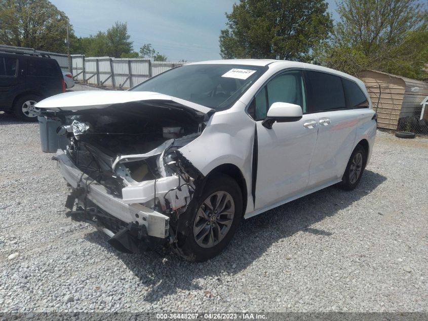 2022 TOYOTA SIENNA LE - 5TDKRKEC5NS080168