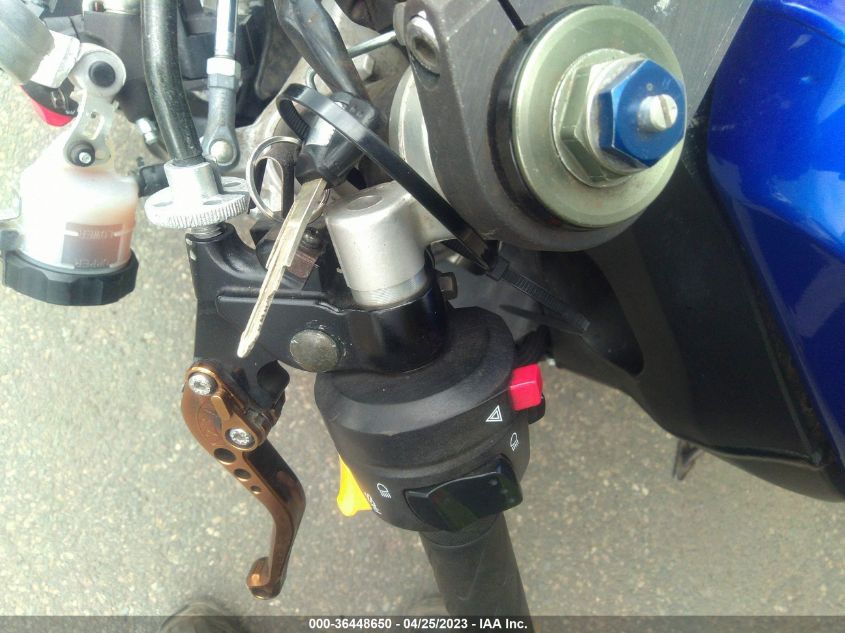 2006 SUZUKI GSX-R750 K6 - JS1GR7KA862106674