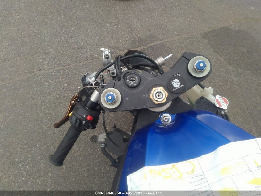 2006 SUZUKI GSX-R750 K6 - JS1GR7KA862106674