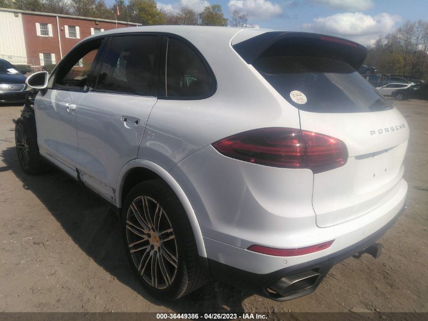 2017 PORSCHE CAYENNE WP1AA2A26HKA87012