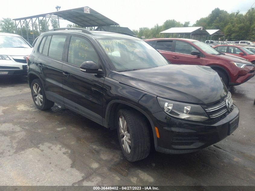 2017 VOLKSWAGEN TIGUAN - WVGAV7AX5HK049670