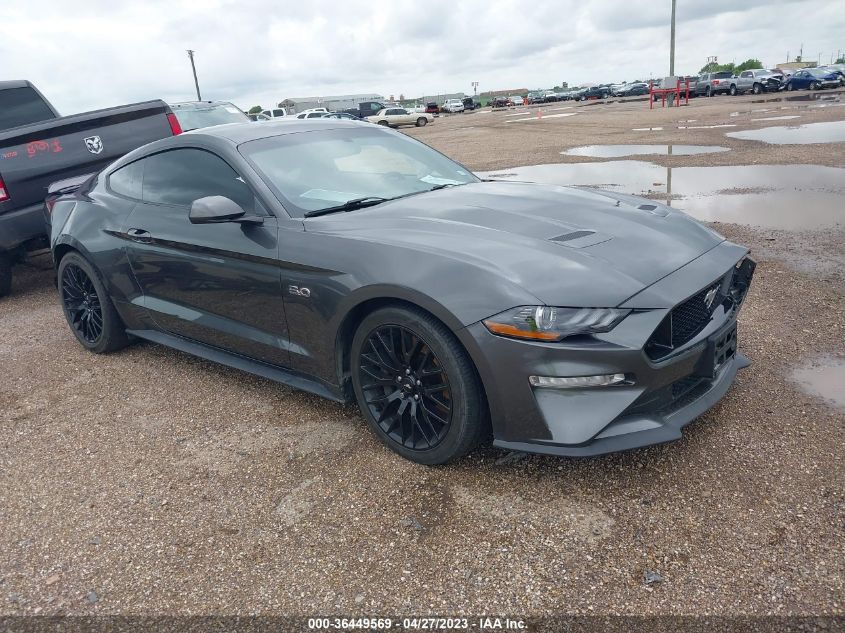 FORD-MUSTANG-1FA6P8CF8J5103858