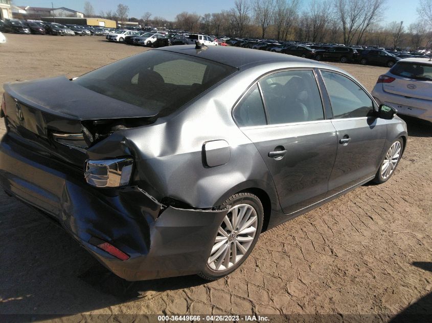 2015 VOLKSWAGEN JETTA SEDAN 1.8T SE - 3VWD17AJ7FM206613
