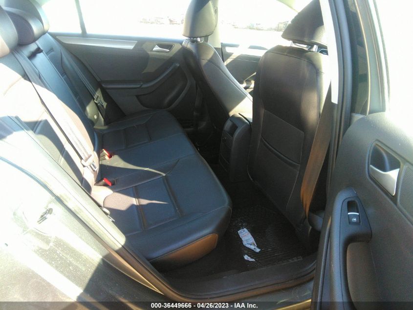 2015 VOLKSWAGEN JETTA SEDAN 1.8T SE - 3VWD17AJ7FM206613