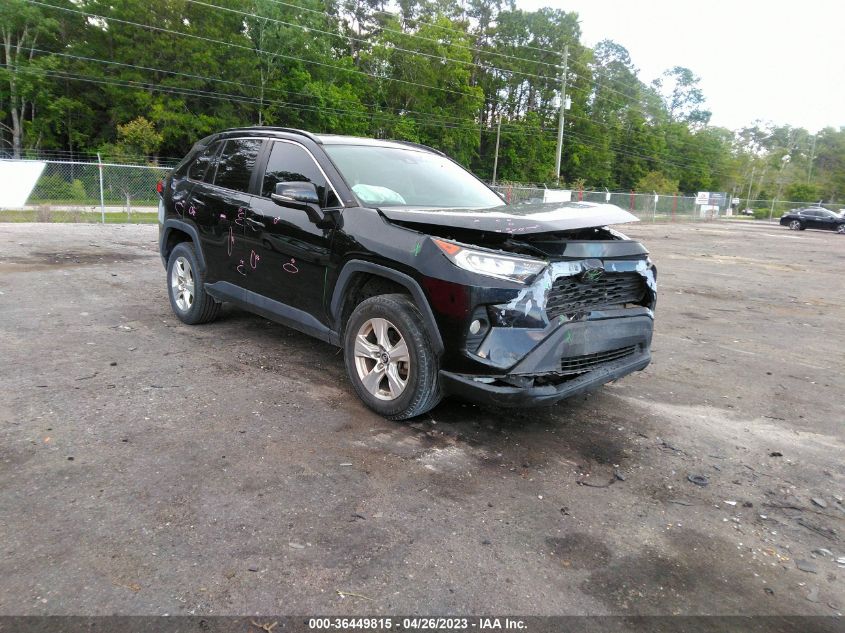 2019 TOYOTA RAV4 XLE - 2T3W1RFV2KW029898