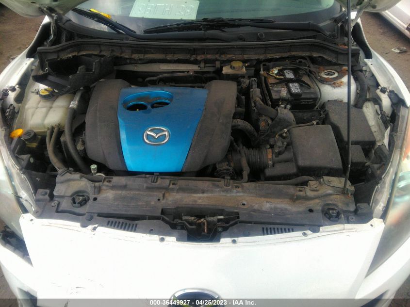 2013 MAZDA MAZDA3 I SPORT - JM1BL1U79D1756116