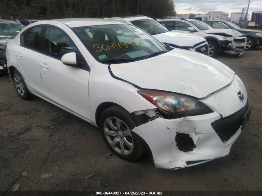 2013 MAZDA MAZDA3 I SPORT - JM1BL1U79D1756116