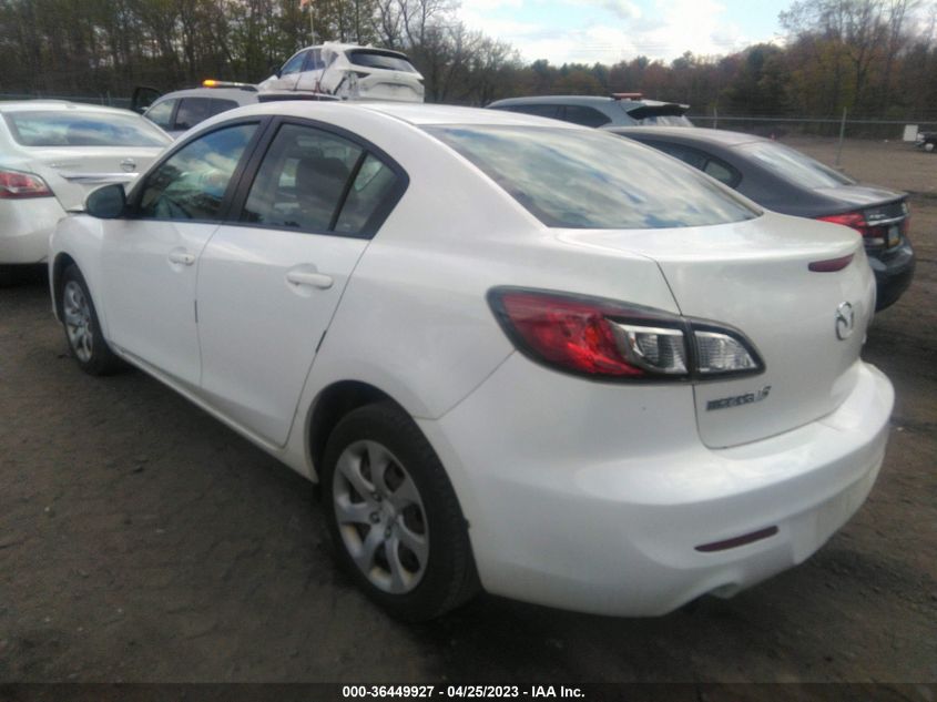 2013 MAZDA MAZDA3 I SPORT - JM1BL1U79D1756116