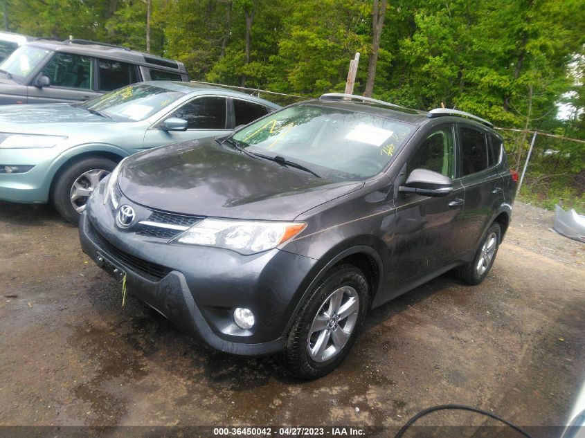 2015 TOYOTA RAV4 XLE - JTMRFREV1FJ030707