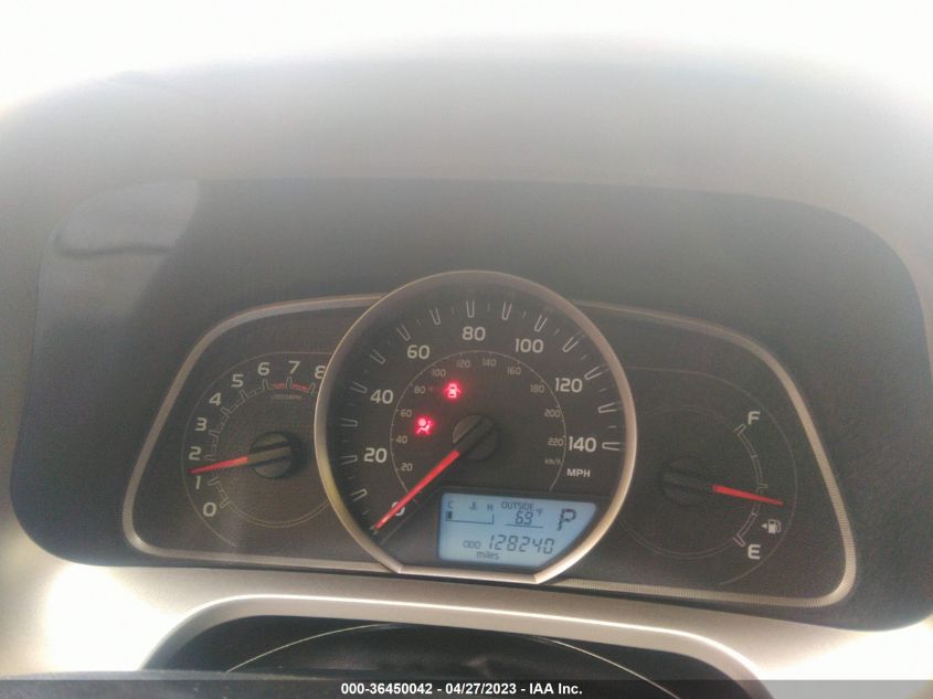 2015 TOYOTA RAV4 XLE - JTMRFREV1FJ030707