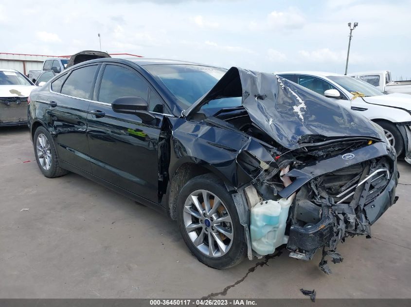 2017 FORD FUSION SE - 3FA6P0HD0HR371853