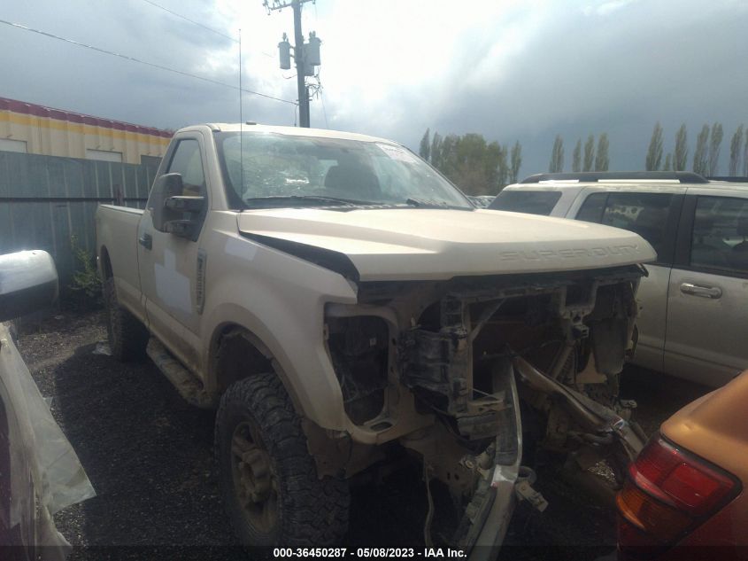 2017 FORD SUPER DUTY F-250 SRW XLT - 1FTBF2B63HEC23989