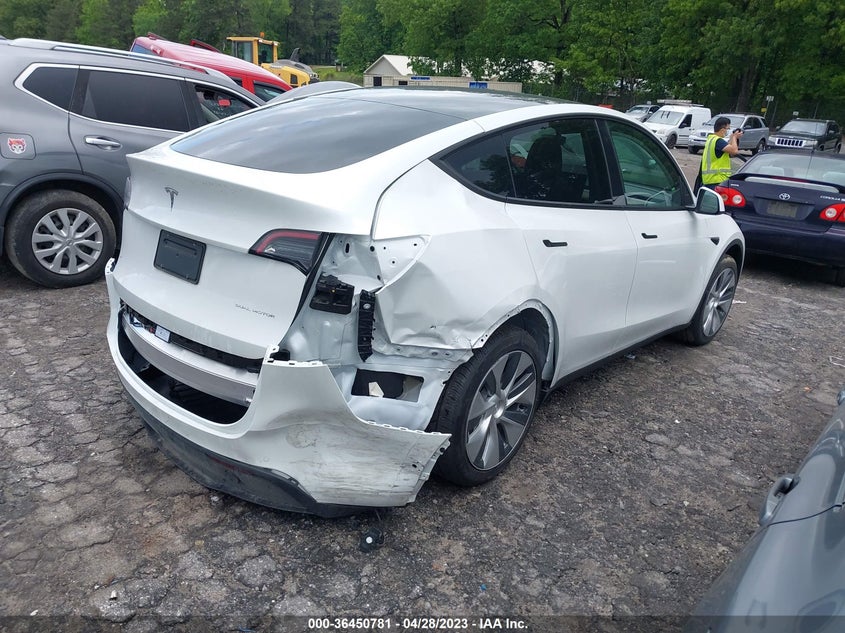 VIN 7SAYGDEE3NF434869 2022 TESLA MODEL Y LONG RANGE
