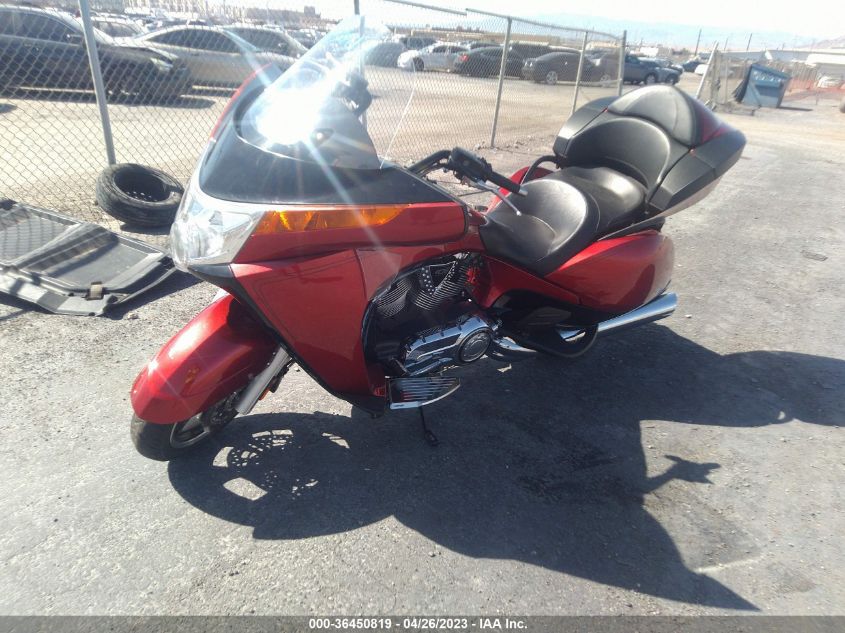 2015 VICTORY MOTORCYCLES VISION TOUR 5VPSW36N8F3046499