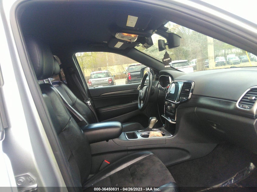 VIN 1C4RJEAG3KC572162 2019 JEEP GRAND CHEROKEE ALTITUDE