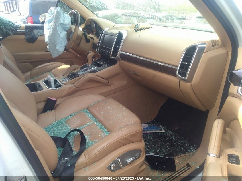 2013 PORSCHE CAYENNE WP1AA2A24DLA03239