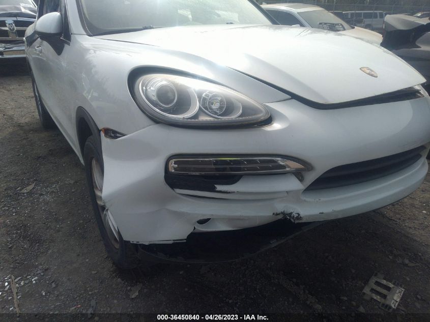 2013 PORSCHE CAYENNE WP1AA2A24DLA03239