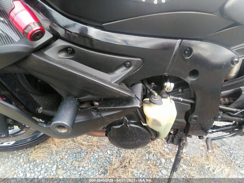 2004 YAMAHA YZFR6 L - JYARJ06E74A019101