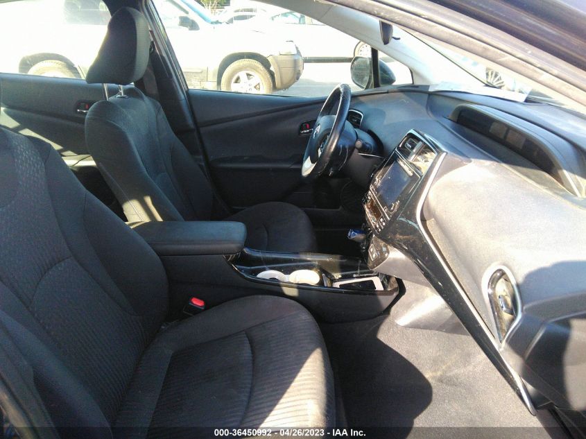 2016 TOYOTA PRIUS FOUR - JTDKARFU2G3015676