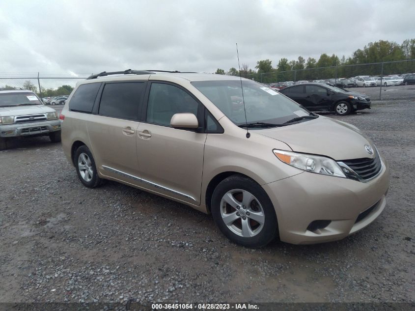 5TDKK3DC5DS339347 2013 TOYOTA SIENNA - Image 1