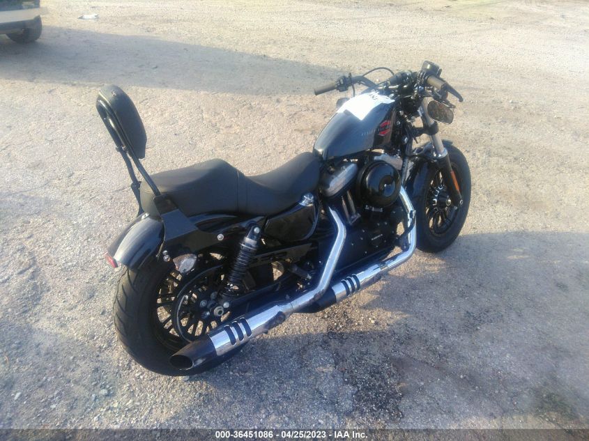 2022 HARLEY-DAVIDSON XL1200 X - 1HD1LC314NB413664