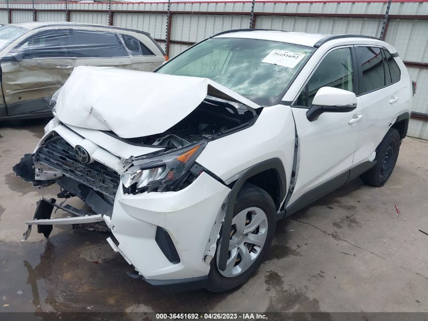 2019 TOYOTA RAV4 LE - JTMG1RFV8KD029180