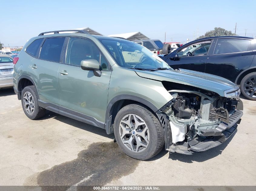 2019 SUBARU FORESTER PREMIUM - JF2SKAGC9KH408009