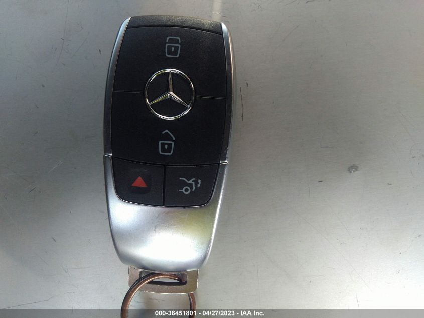 2019 MERCEDES-BENZ C-CLASS C 300 - WDDWJ8DB4KF878196