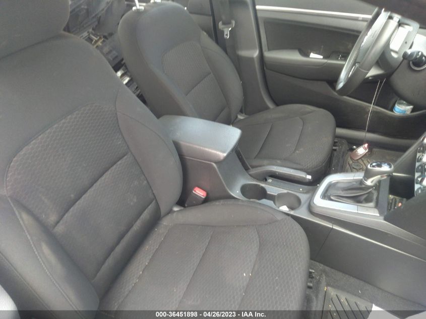 2020 HYUNDAI ELANTRA VALUE EDITION - 5NPD84LF5LH563991