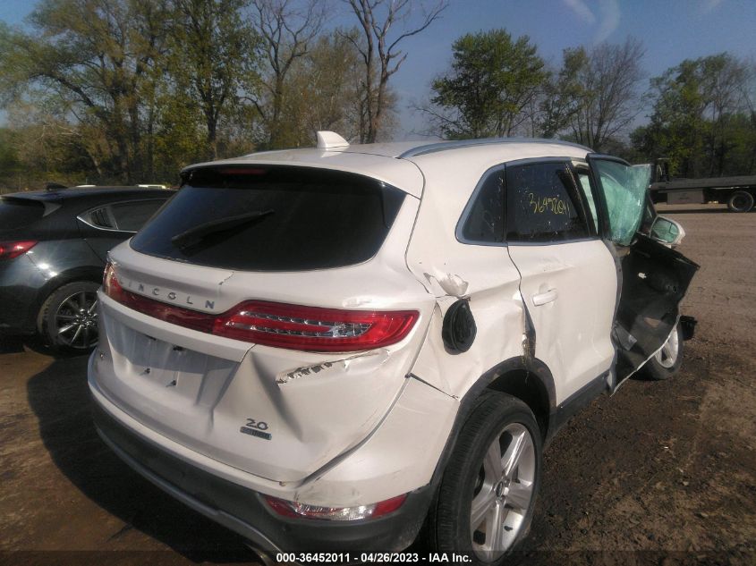 2016 LINCOLN MKC PREMIER - 5LMCJ1C93GUJ00860