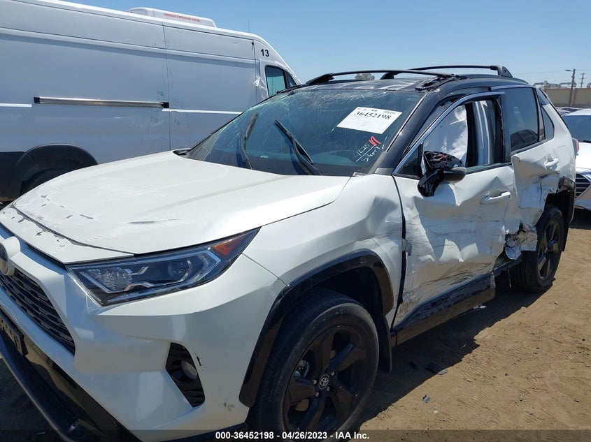 VIN 2T3E6RFV6MW003899 2021 TOYOTA RAV4 HYBRID XSE