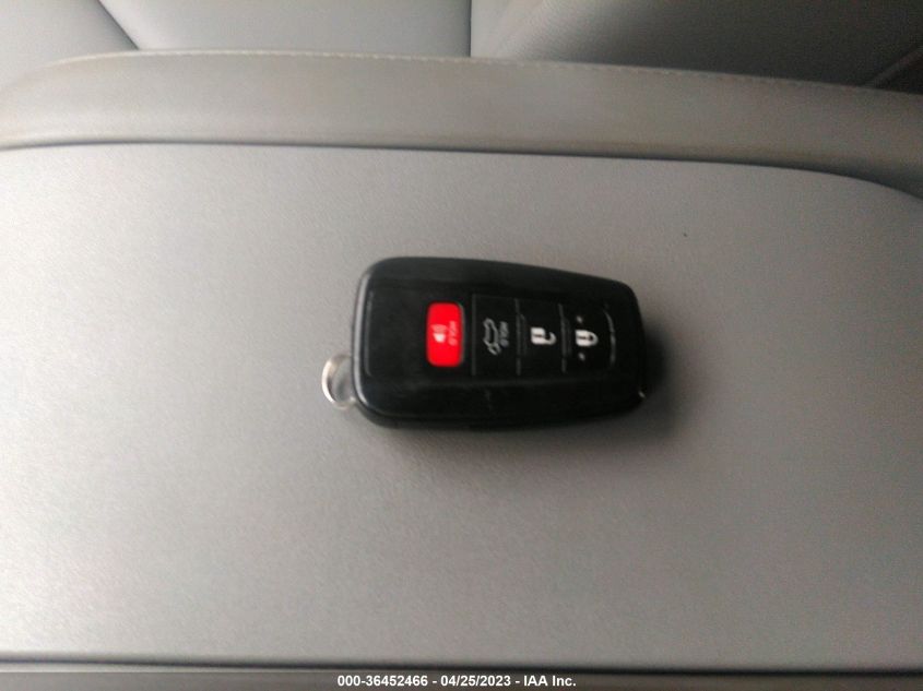 2022 TOYOTA HIGHLANDER XLE - 5TDHZRBH4NS166784