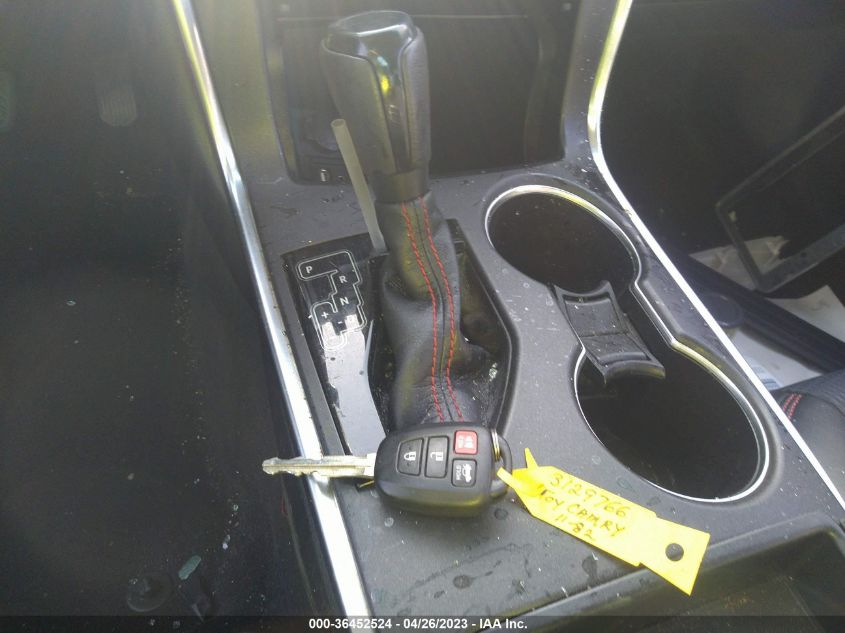 2017 TOYOTA CAMRY SE - 4T1BF1FK8HU630581